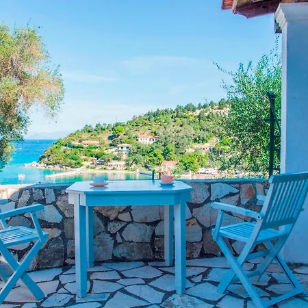 Studio Low Lina Lakka (Paxos)
